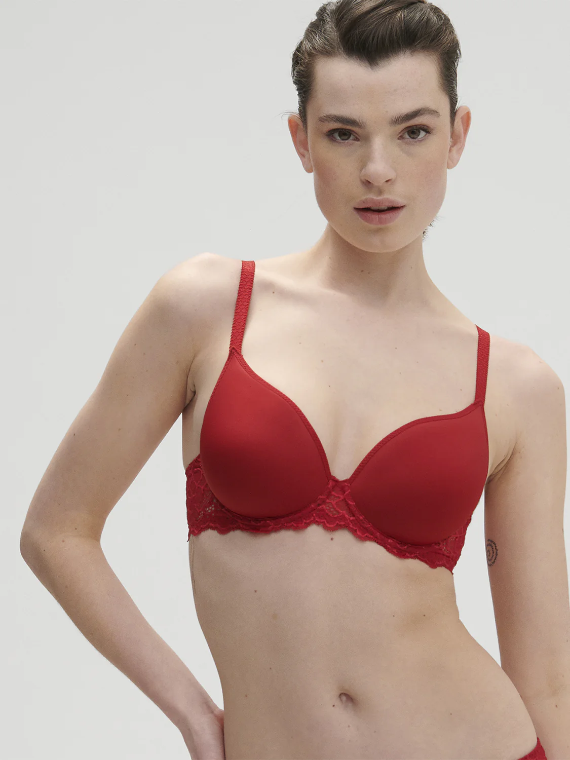 Soutien-gorge spacer décolleté plongeant - Rouge Tango