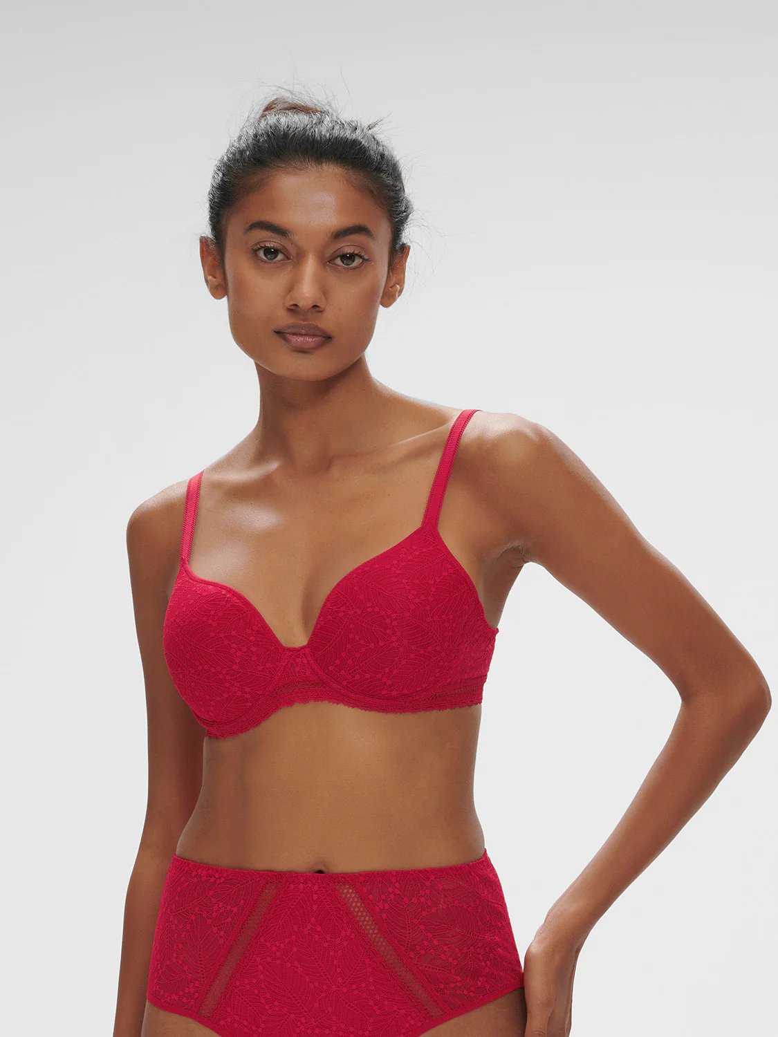 Soutien-gorge spacer décolleté plongeant - Rubis/rose – Image 2