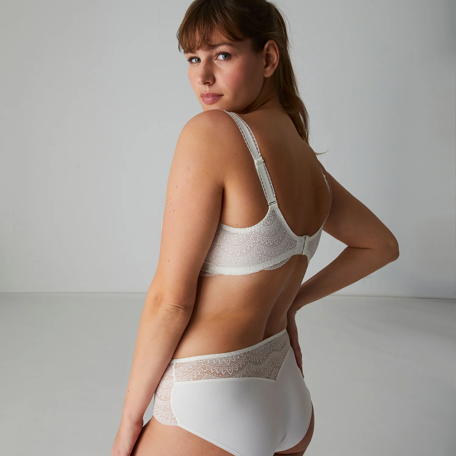 Soutien-gorge avec armatures emboitant - Naturel – Image 4