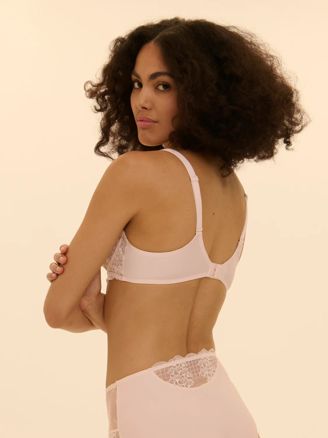 Soutien-gorge avec armatures decollete carre - Rose sakura – Image 4