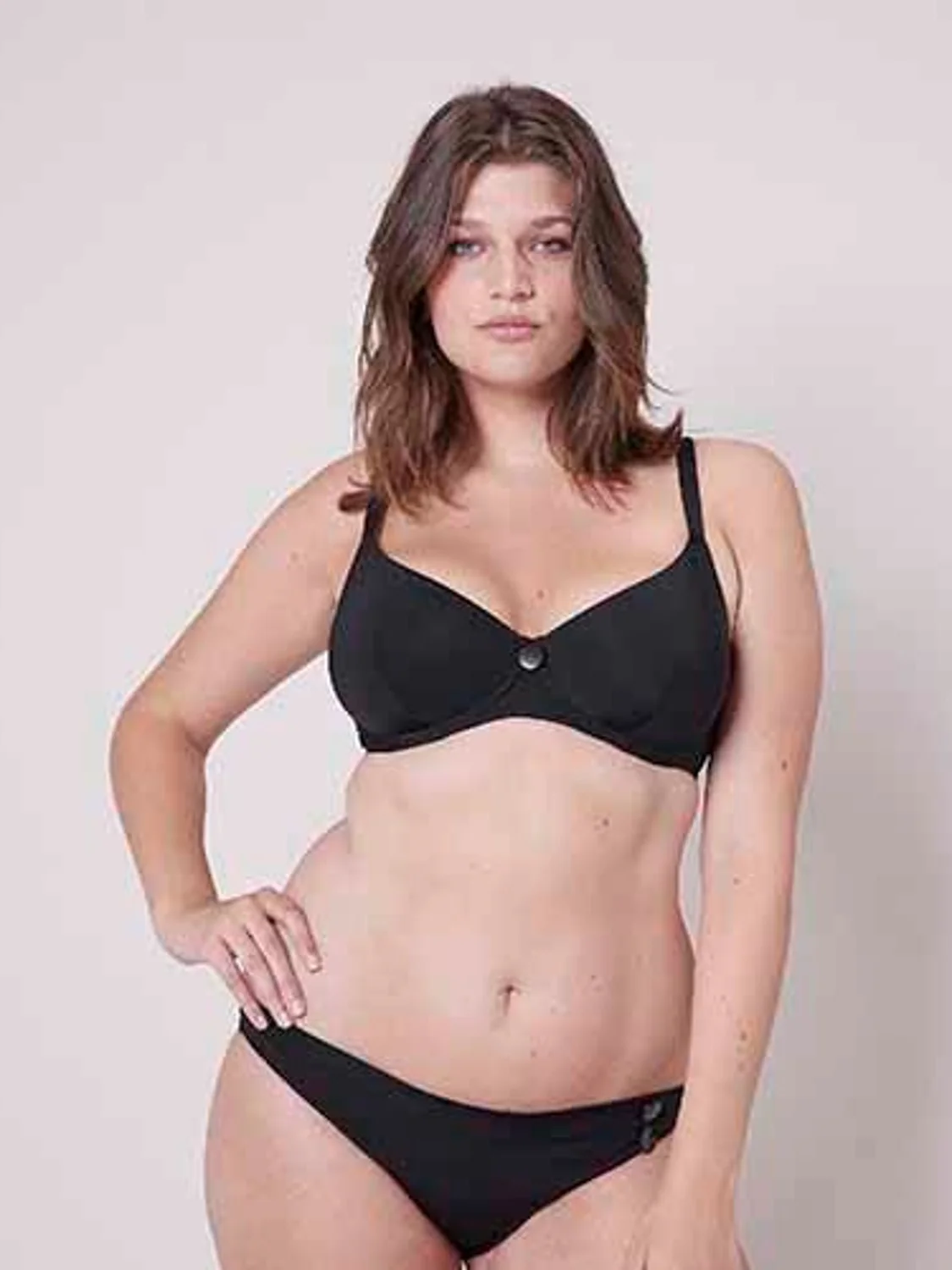 Haut de maillot de bain avec armatures - Noir – Image 3