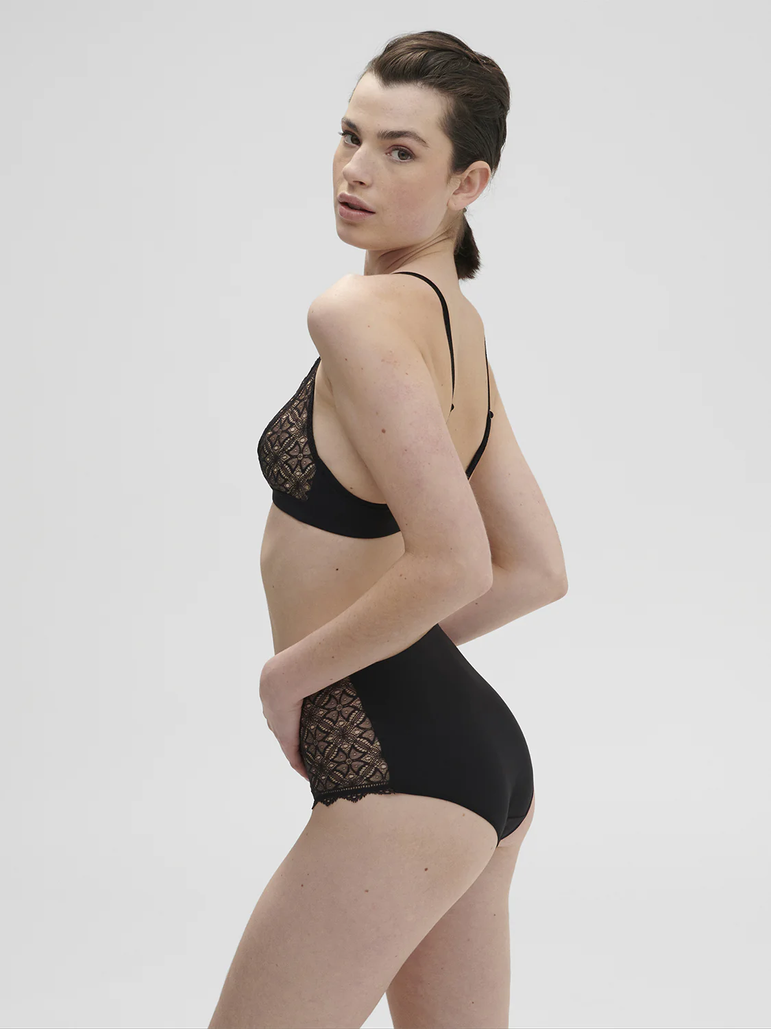 Culotte taille haute - Noir – Image 6