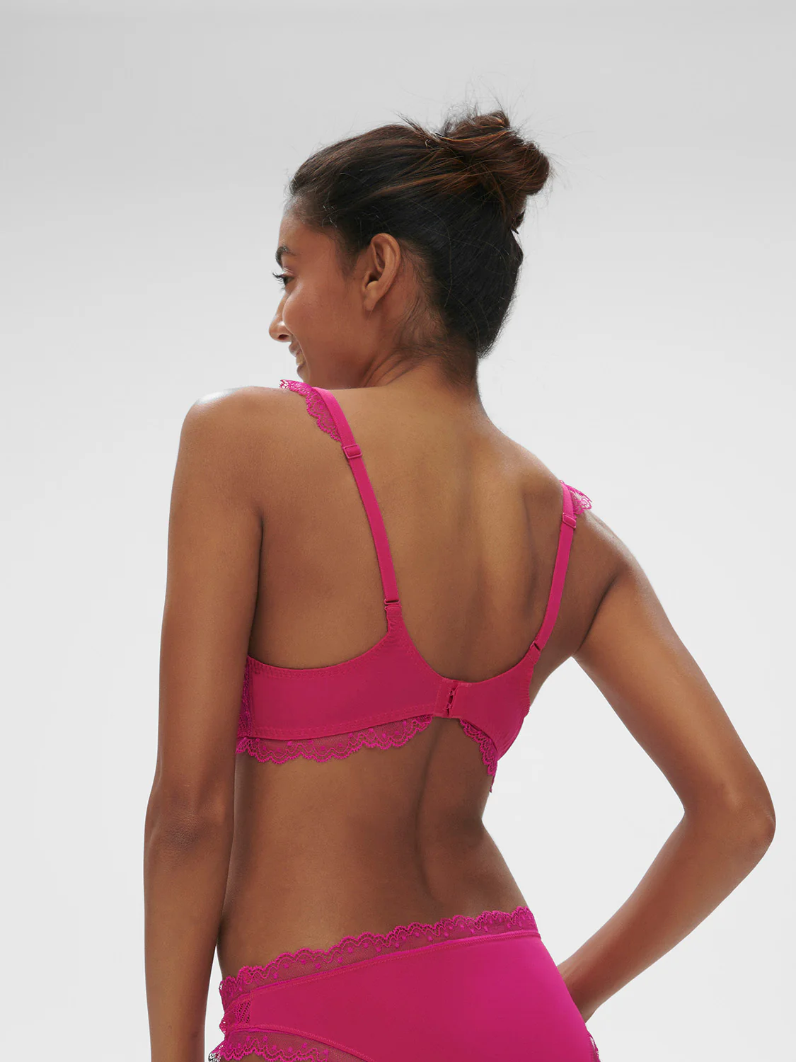 Soutien-gorge spacer décolleté plongeant - Rose Hibiscus – Image 3