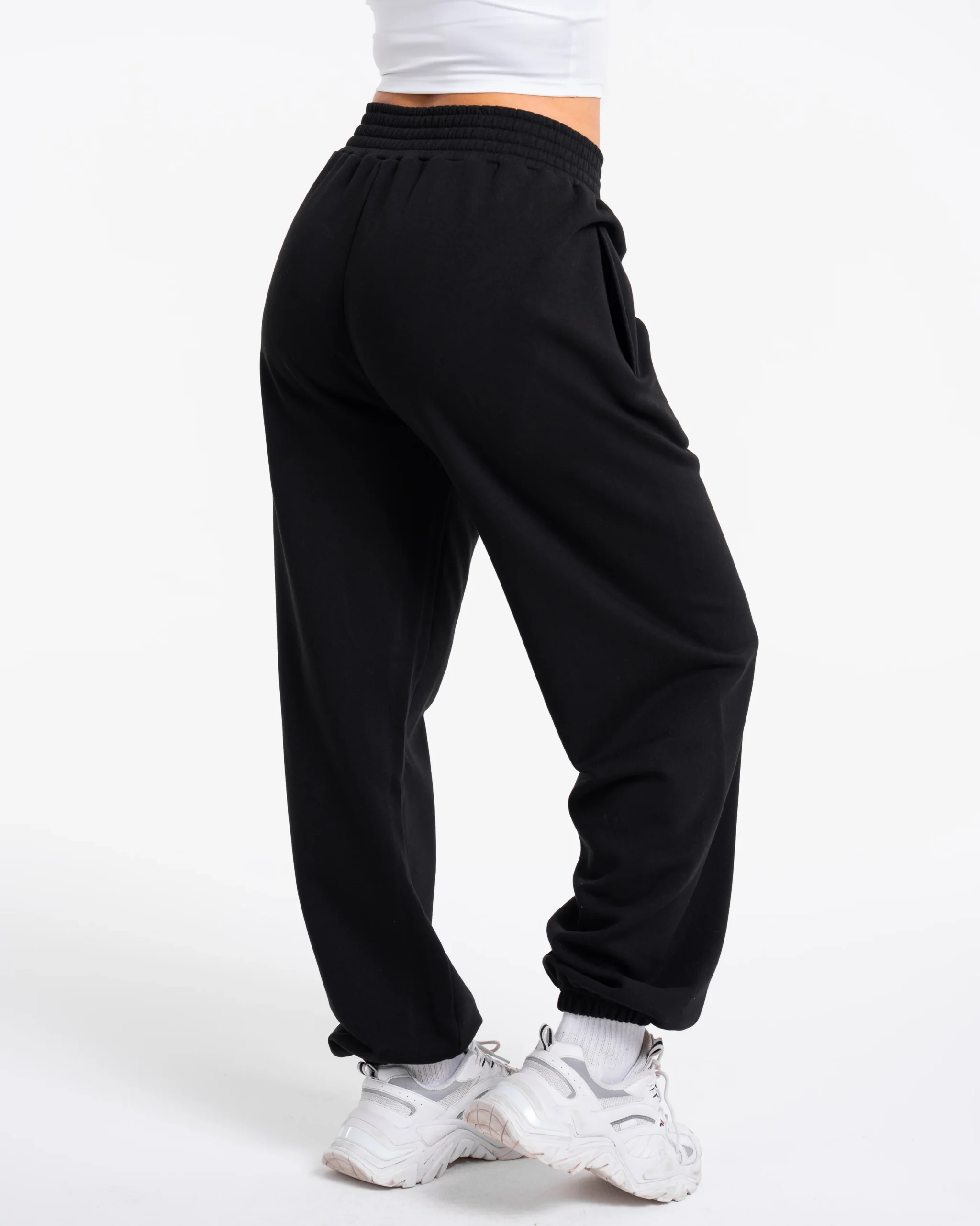 Fearless V-Shape Oversized Jogger "Schwarz" – Image 3