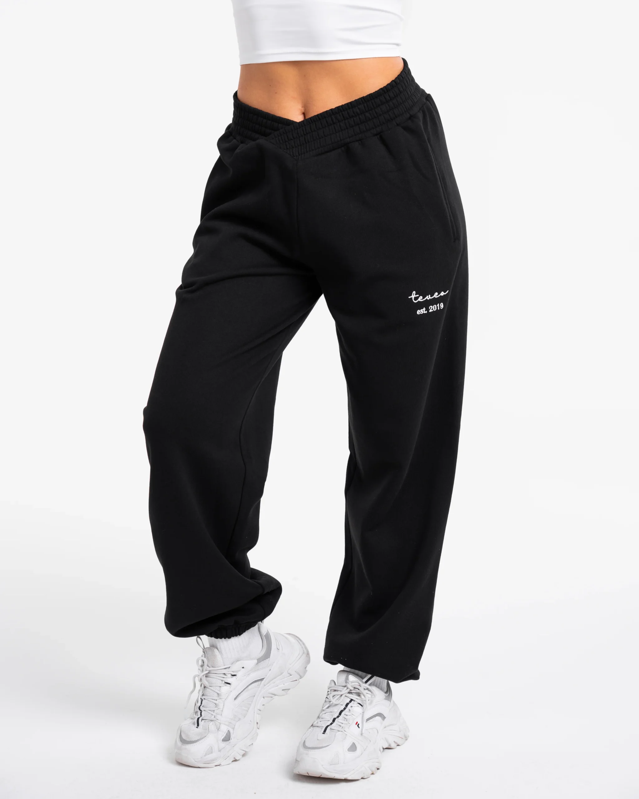 Fearless V-Shape Oversized Jogger "Schwarz" – Image 2