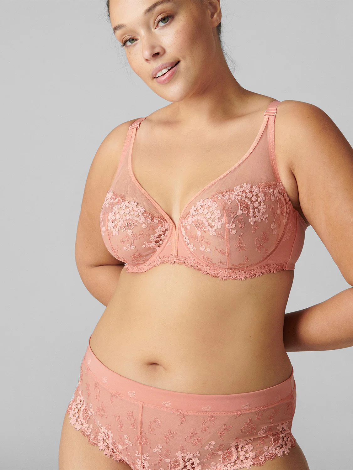 Soutien-gorge avec armatures décolleté plongeant - Rose Ginger – Image 9