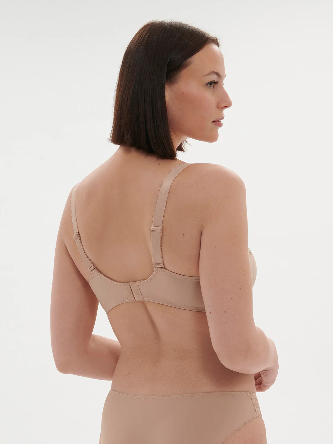 Soutien-gorge avec armatures emboitant - Peau – Image 5