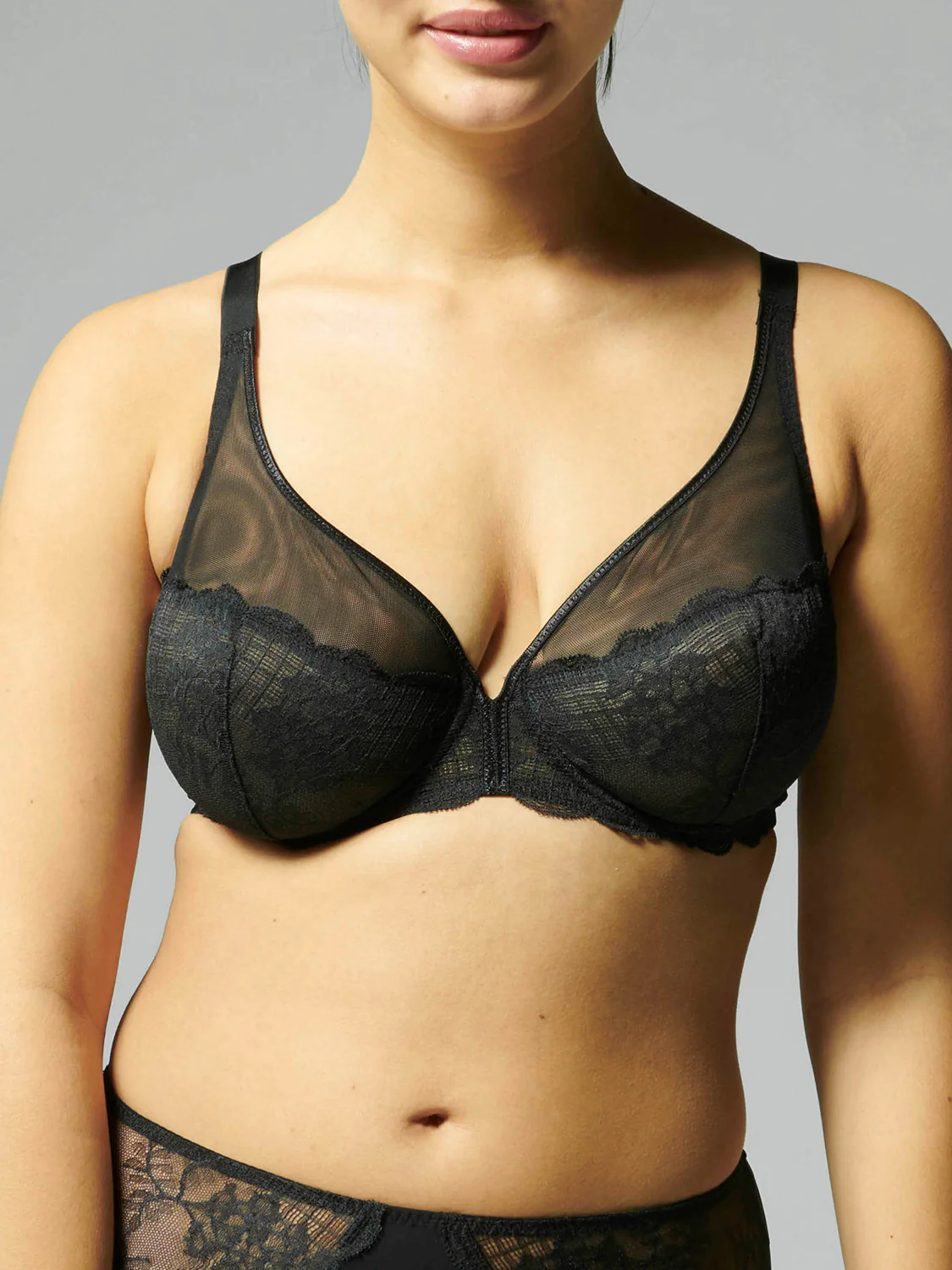 Soutien-gorge avec armatures décolleté plongeant - Noir – Image 9