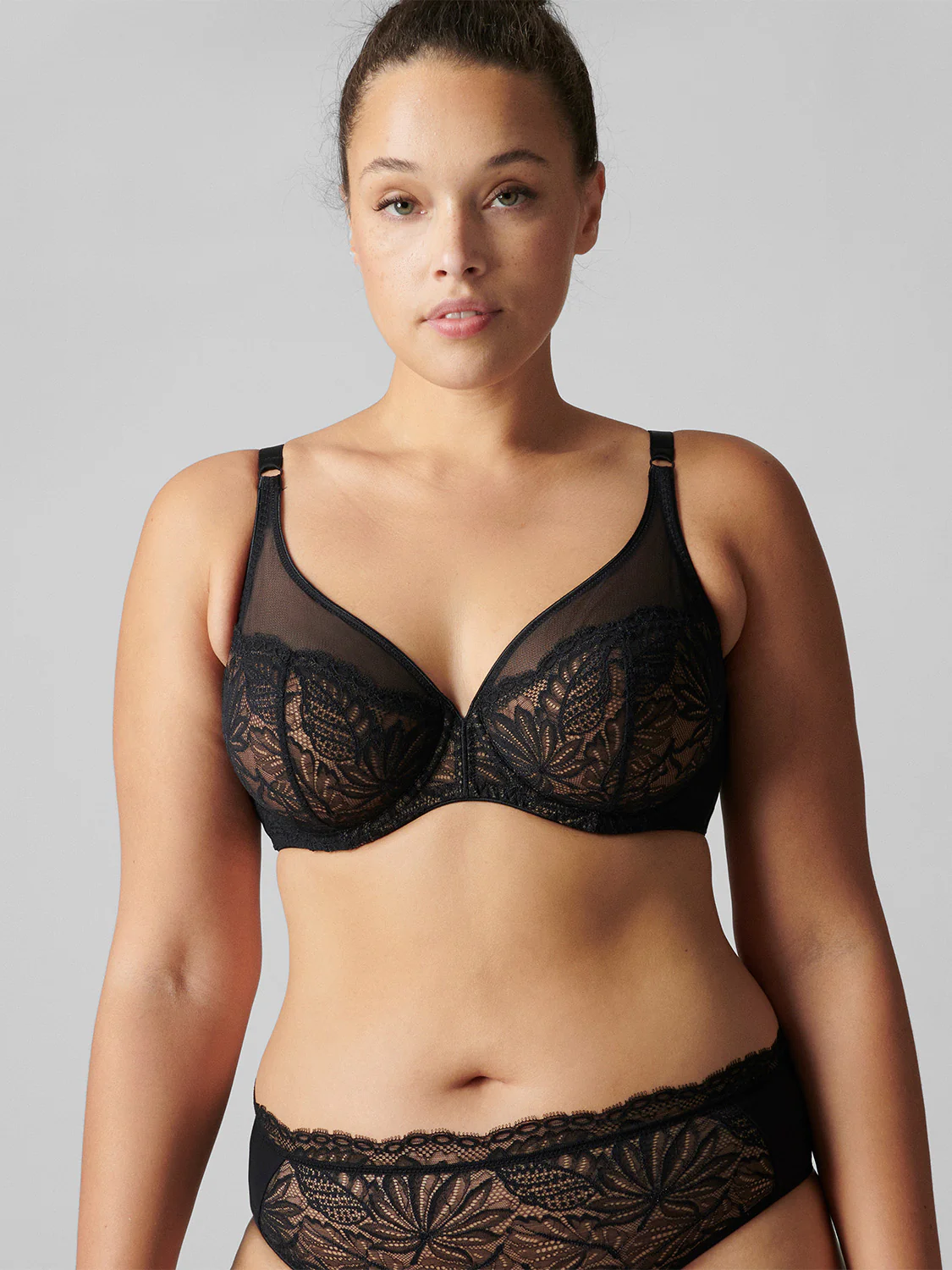 Soutien-gorge triangle emboitant décolleté plongeant - Noir – Image 9