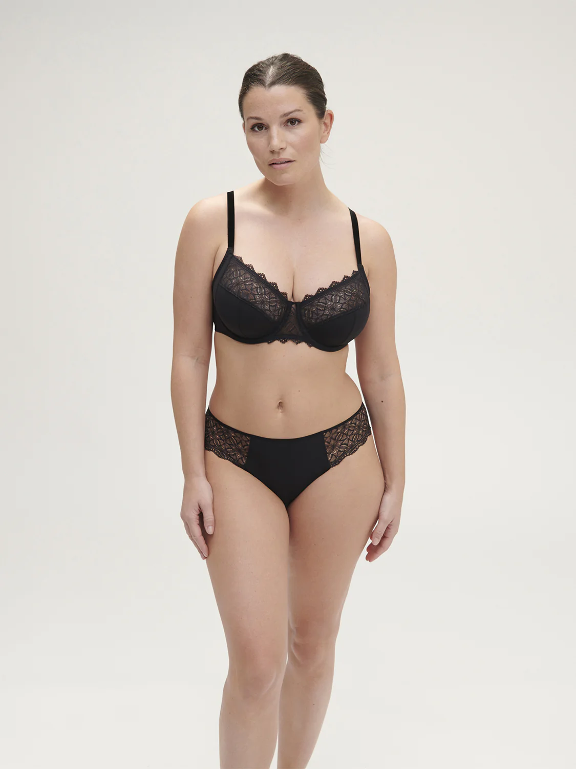 Soutien-gorge avec armatures emboitant - Noir – Image 4