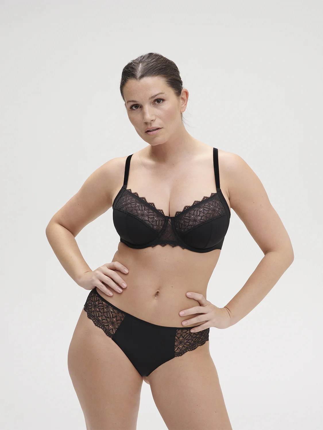 Soutien-gorge avec armatures emboitant - Noir – Image 6
