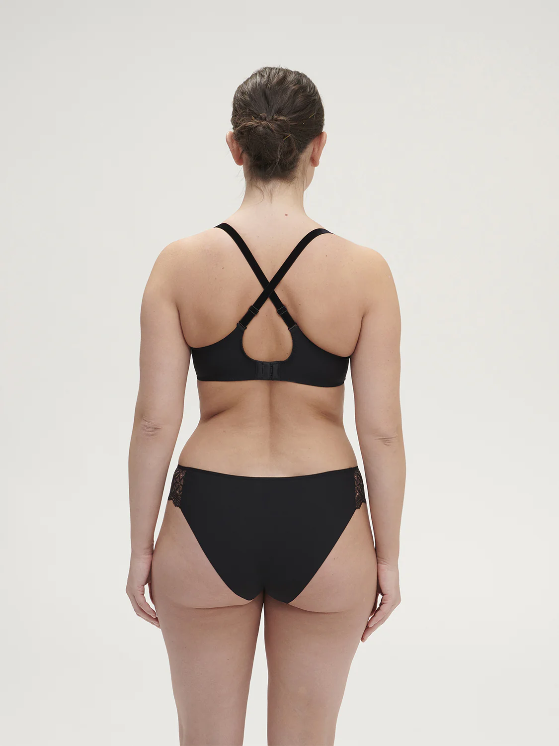 Soutien-gorge avec armatures emboitant - Noir – Image 7