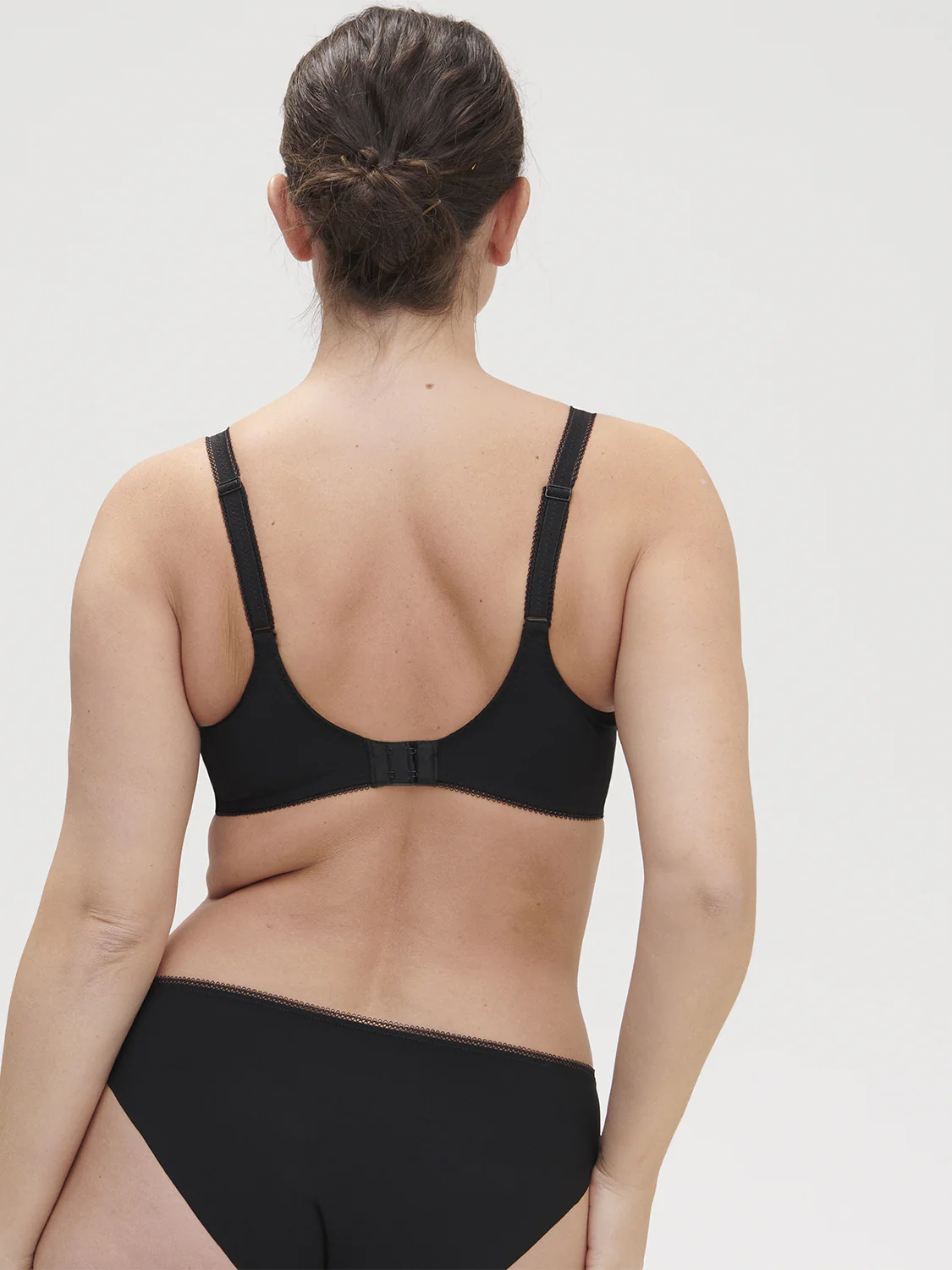 Soutien-gorge avec armatures emboitant - Noir – Image 3