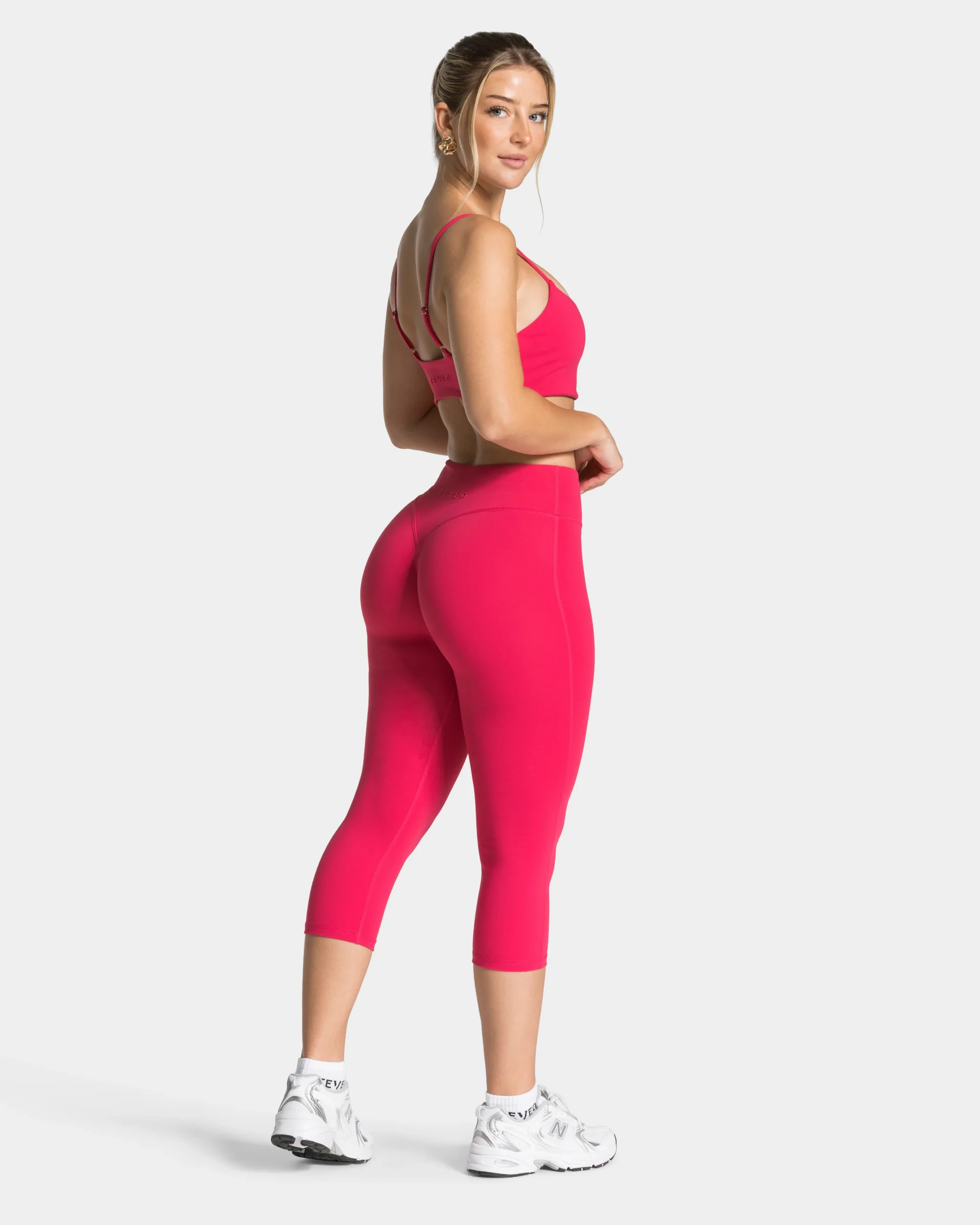 Allrounder Capri Leggings "Berry" – Image 6
