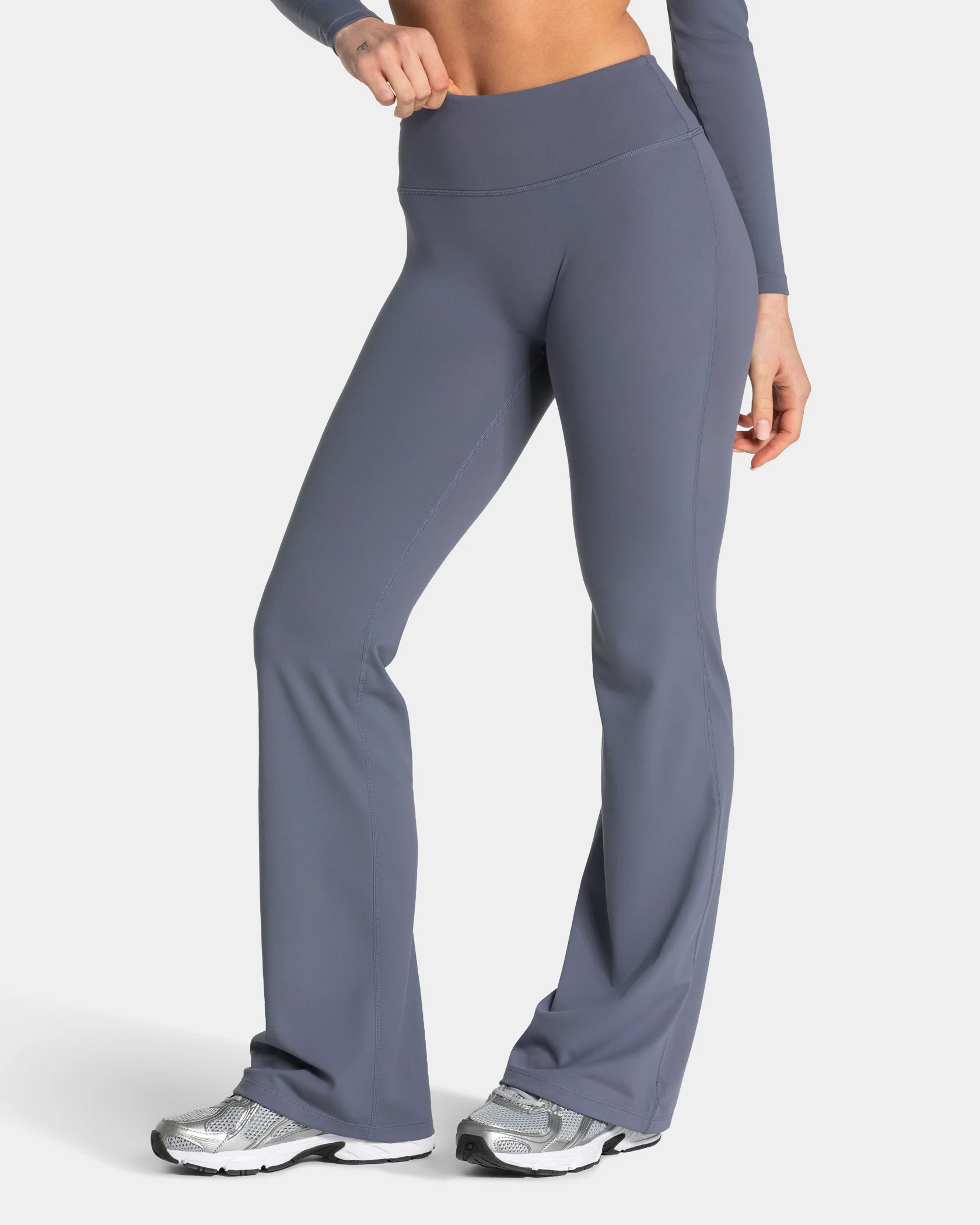 Allrounder Sculpt Scrunch Flared Leggings Regular "Titan"