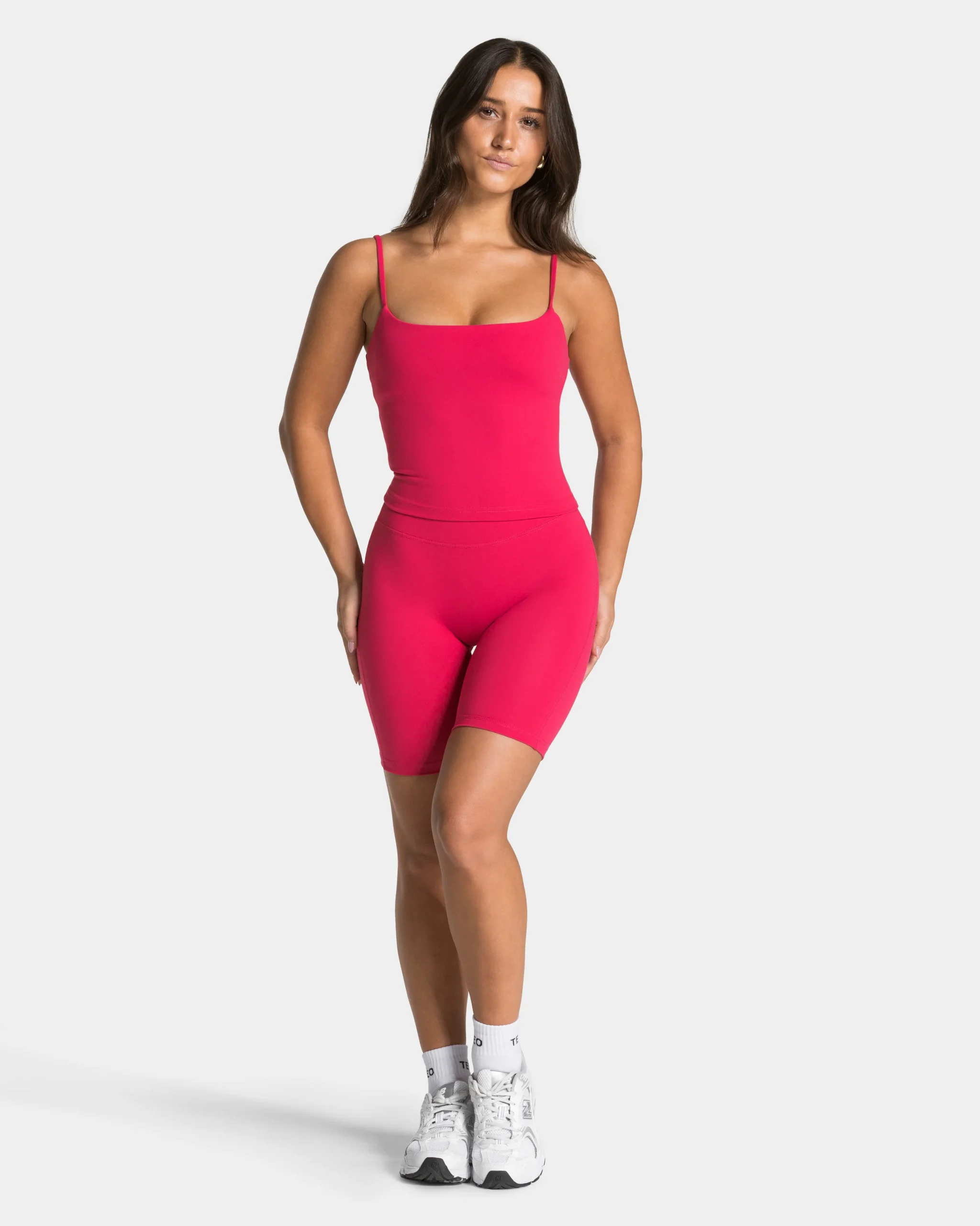 Allrounder Mid Cami Top "Berry" – Image 6