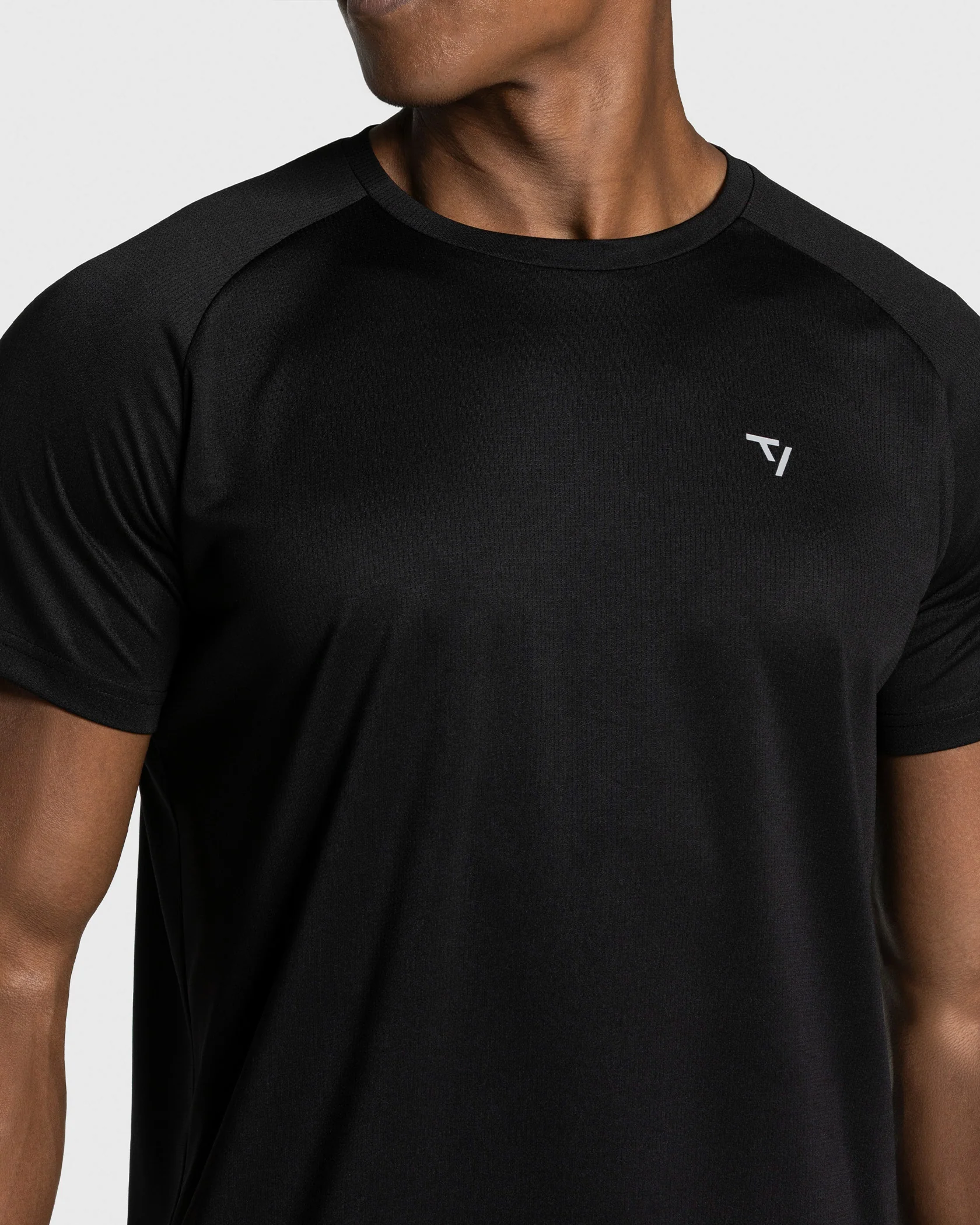 Baseline Mesh T-Shirt "Schwarz" – Image 5