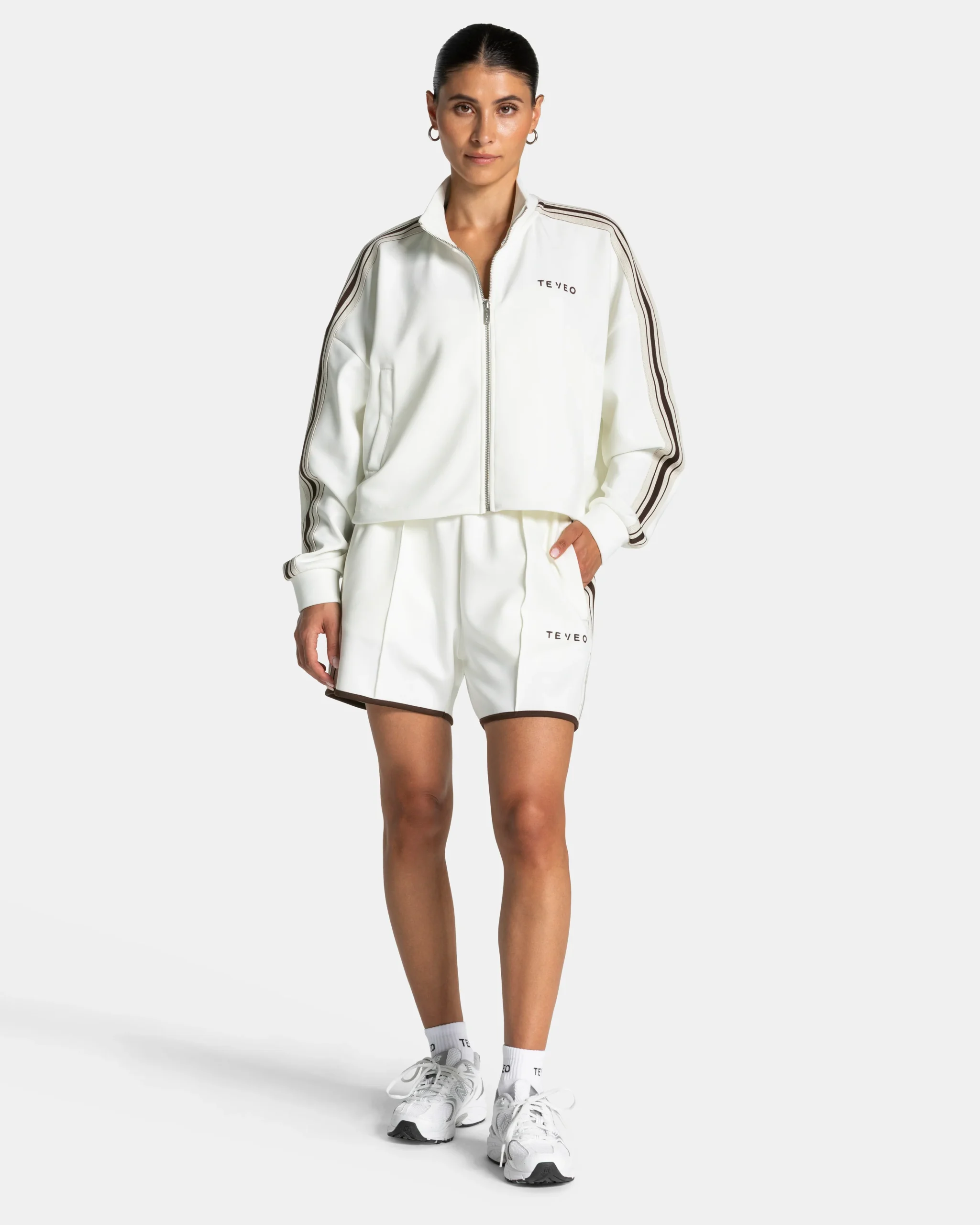 Club Cropped Zip Jacke "Off White" – Image 4