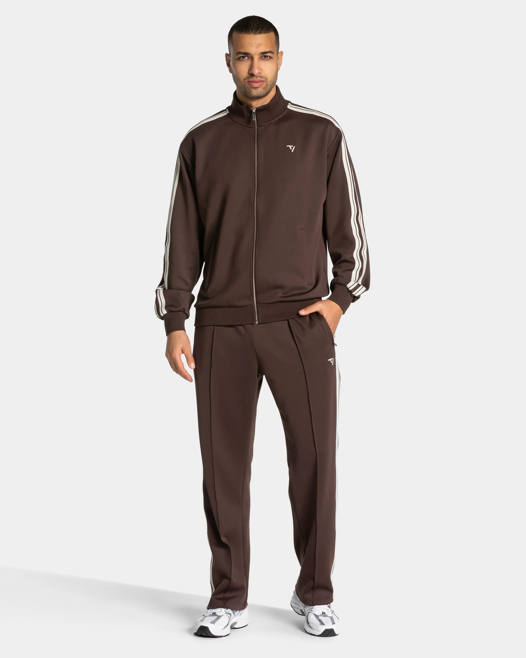 Club Zip Jacke "Espresso" – Image 4