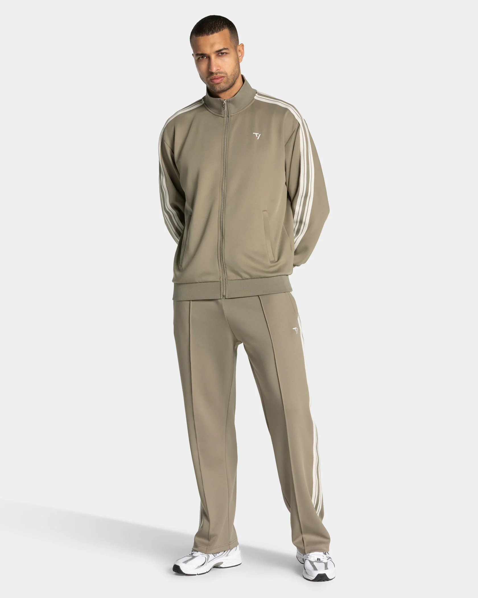 Club Zip Jacke "Khaki" – Image 4