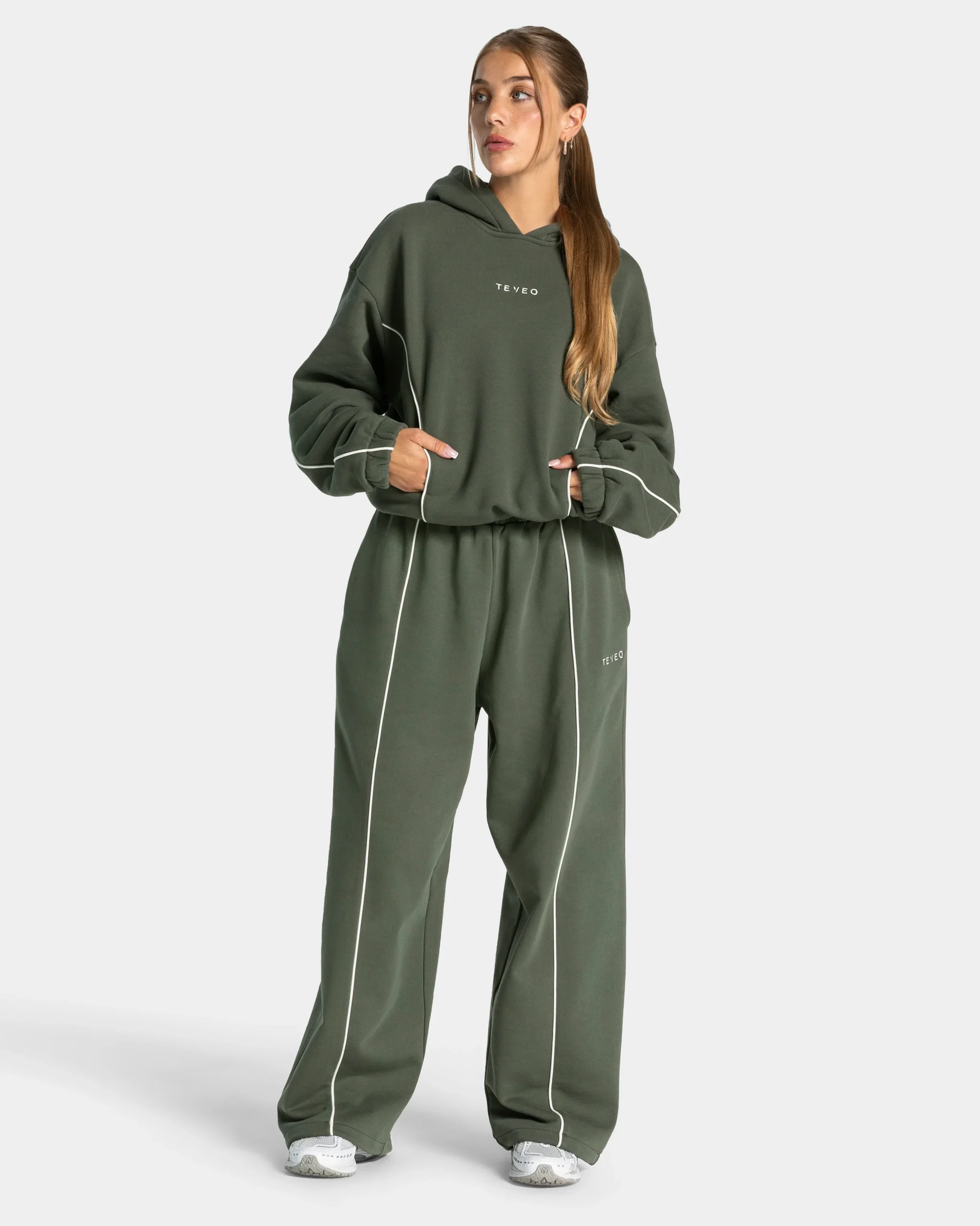 Contrastline Hooded Sweater "Khaki" – Image 4