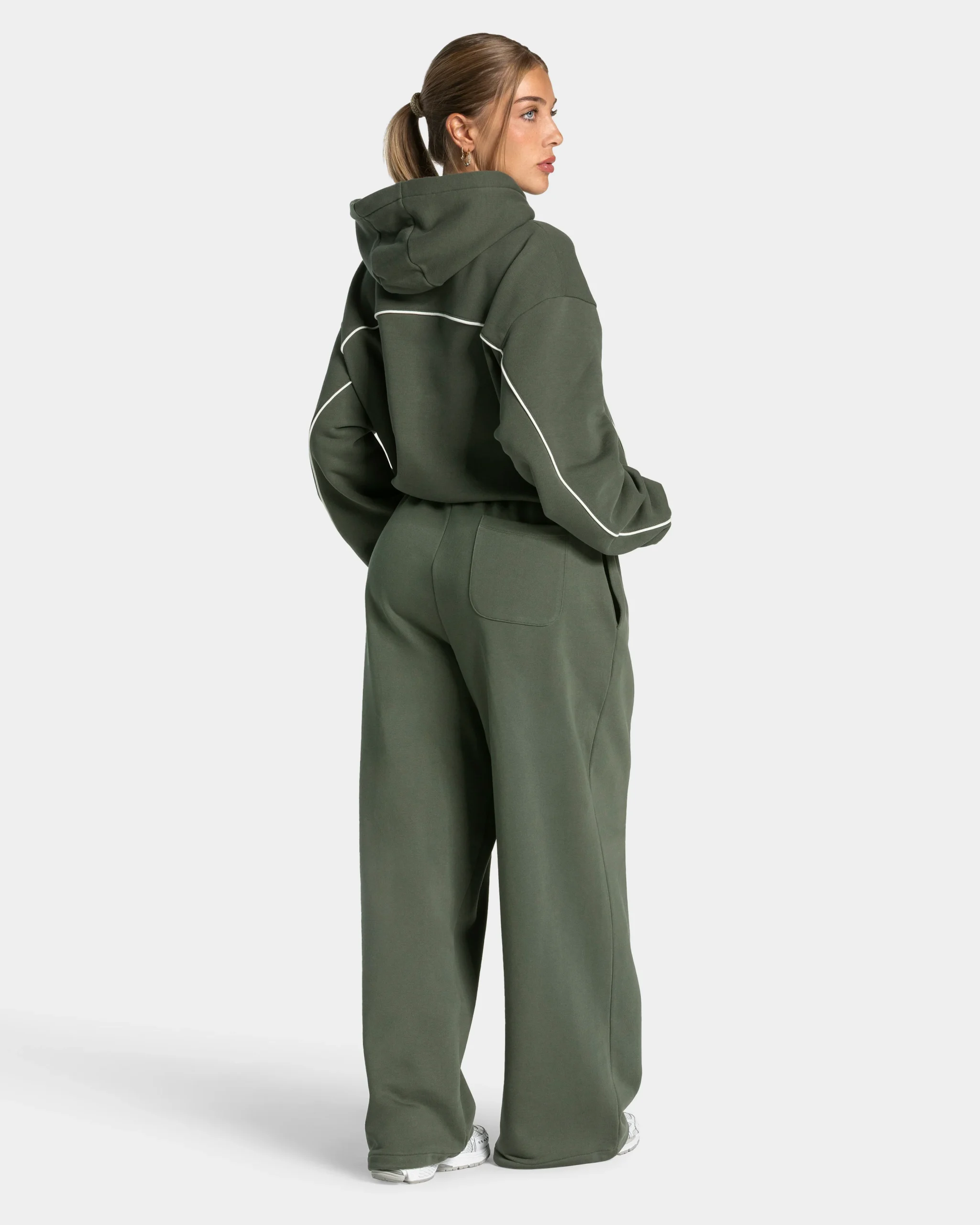 Contrastline Hooded Sweater "Khaki" – Image 6