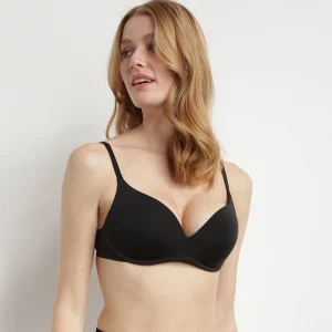Soutien-Gorge Noir Push-Up en microfibre sans armatures InvisiFree