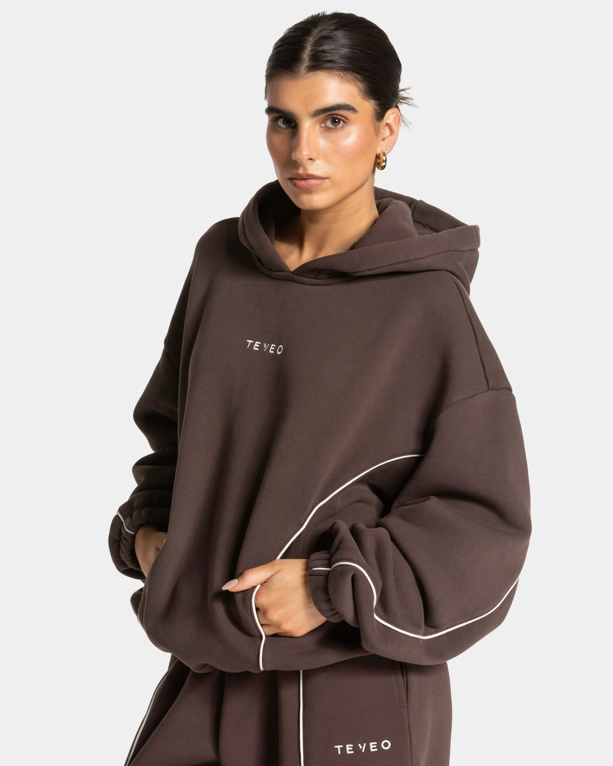 Contrastline Hooded Sweater "Espresso" – Image 2