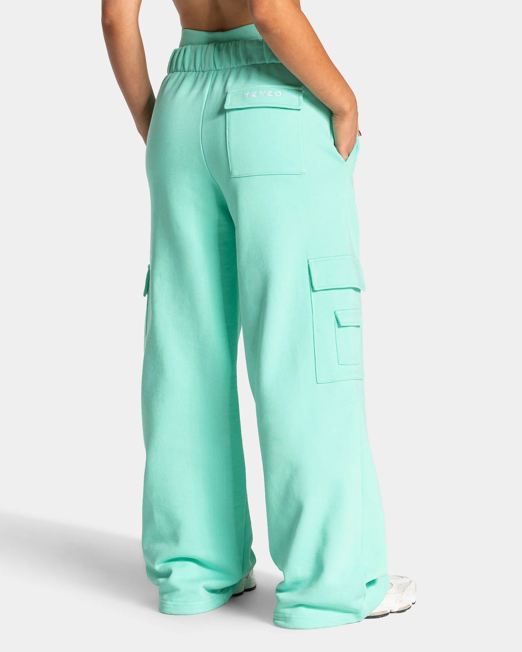 Lift Wide Leg Cargo Jogger Women "Mint" – Image 3