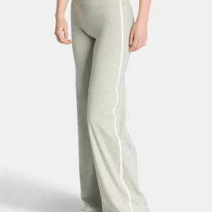 Soft Straight Leg Pants Regular "Pistachio"