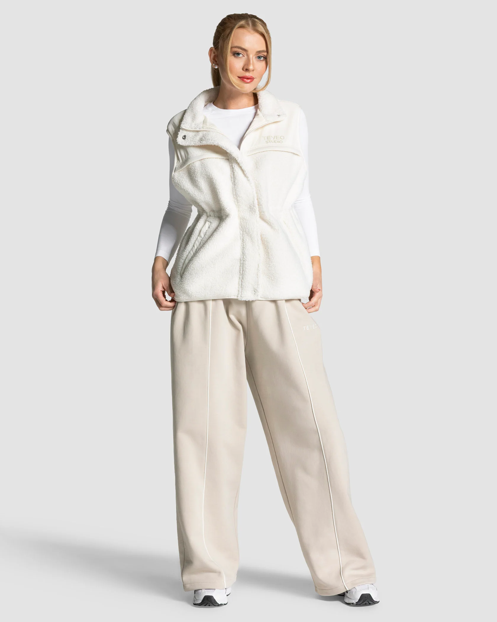 Studio Teddy Weste "Cream" – Image 4