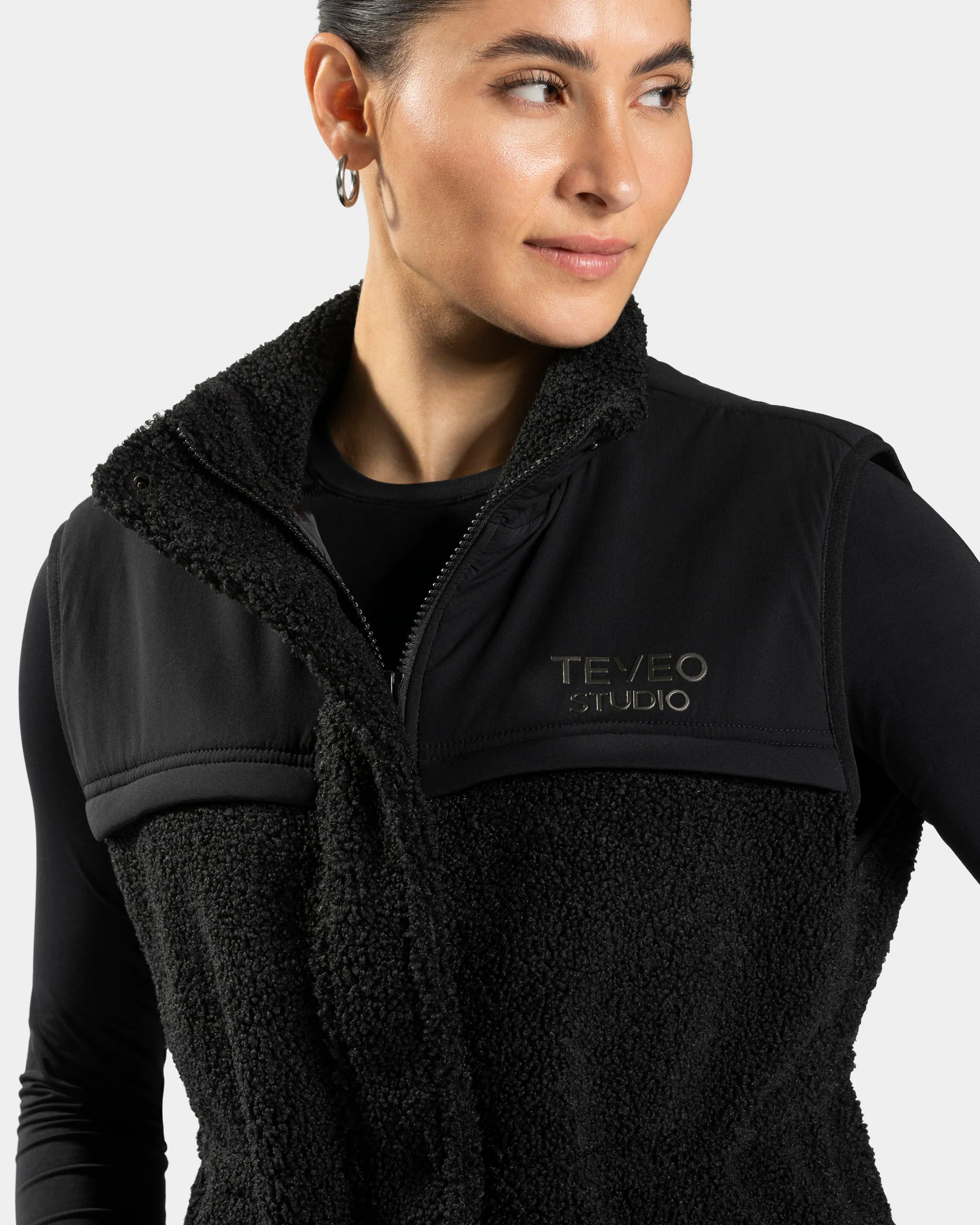 Studio Teddy Weste "Schwarz" – Image 5