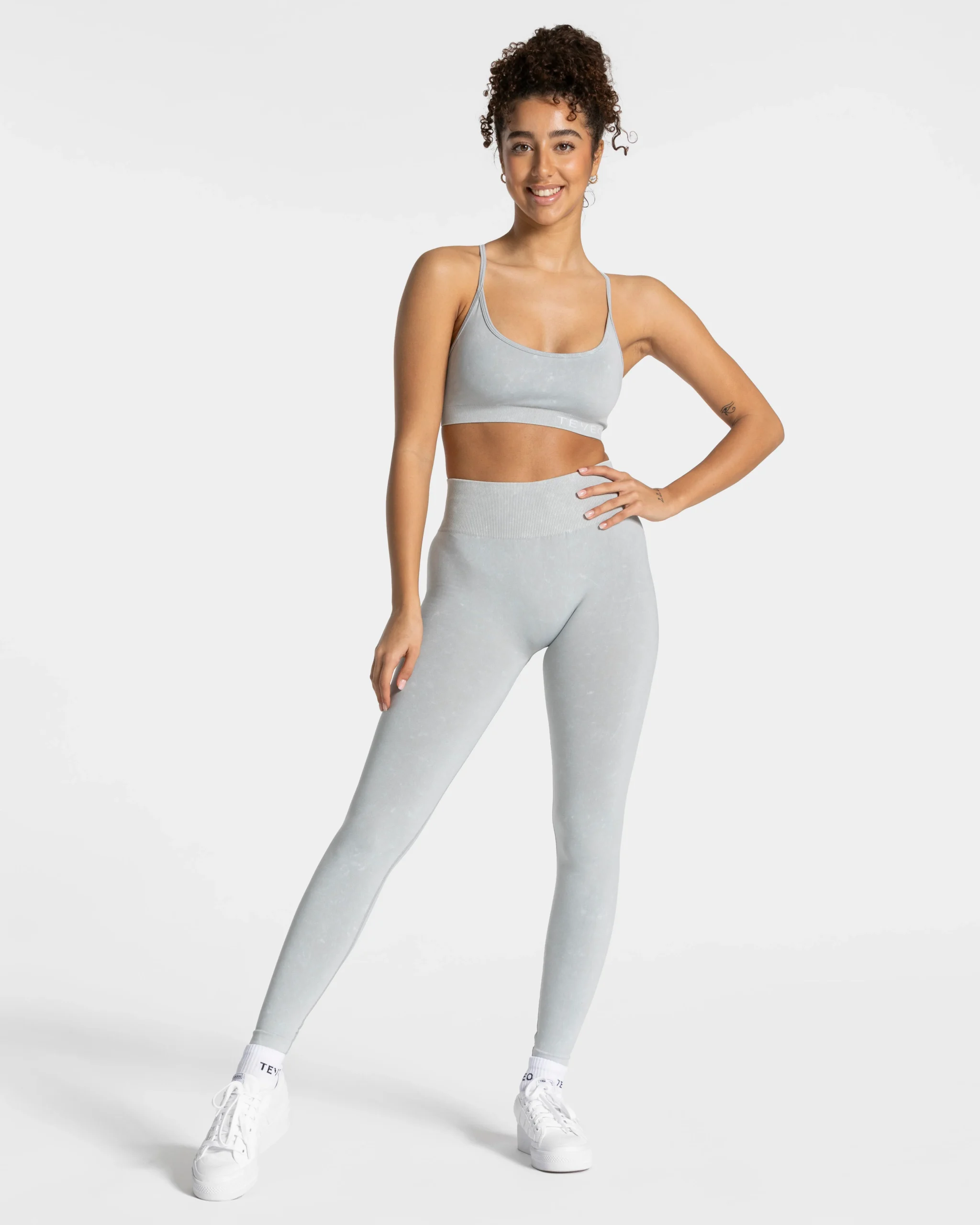 Acid Covert Scrunch Leggings "Hellgrau" – Image 6