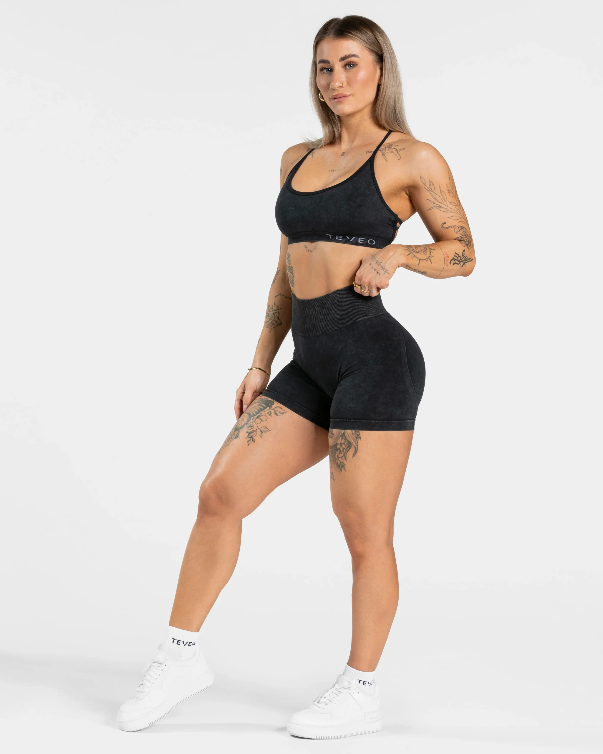 Acid Covert Scrunch Shorts "Schwarz" – Image 4