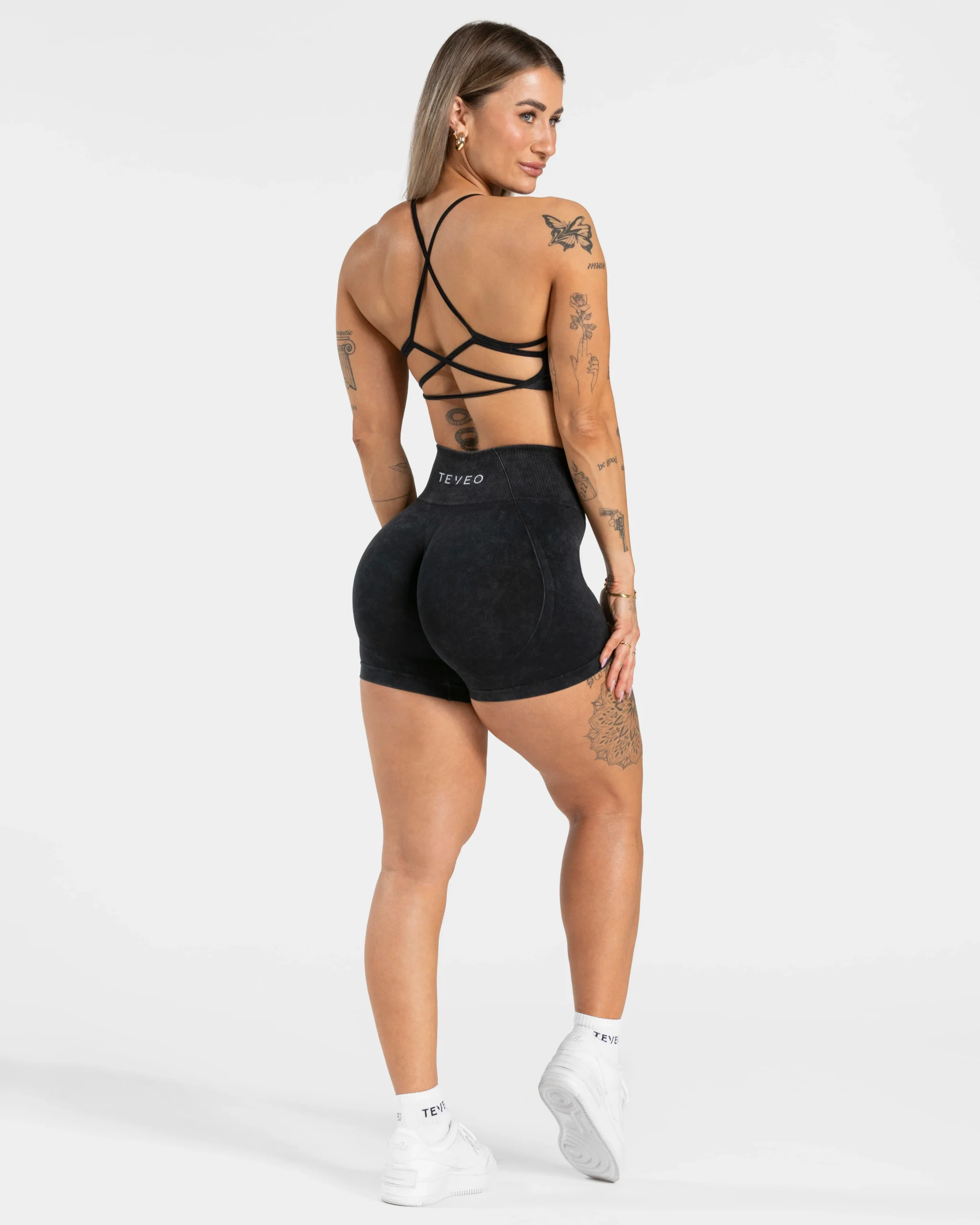 Acid Covert Scrunch Shorts "Schwarz" – Image 6