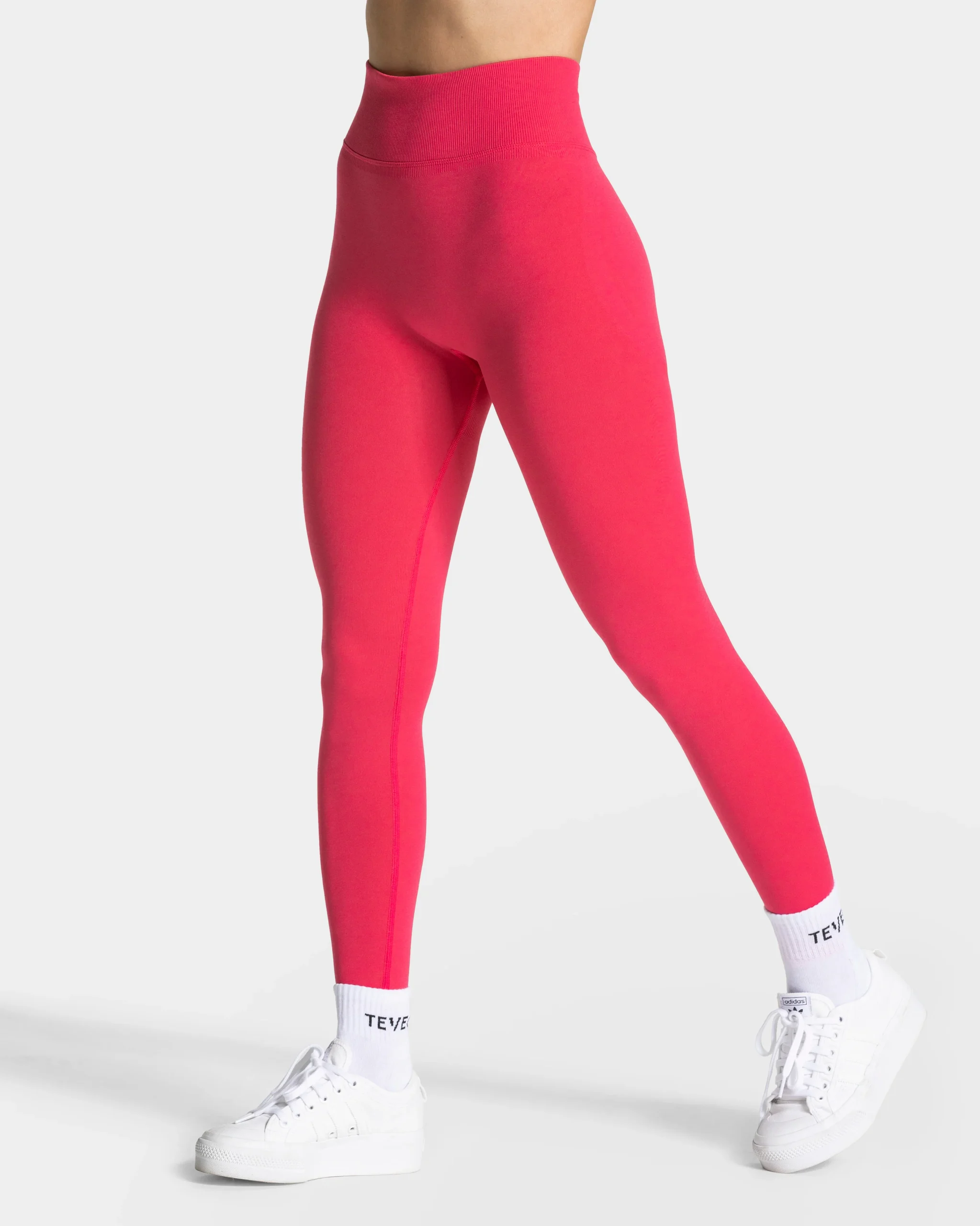 Femme Sculpt Scrunch Leggings "Berry" – Image 3