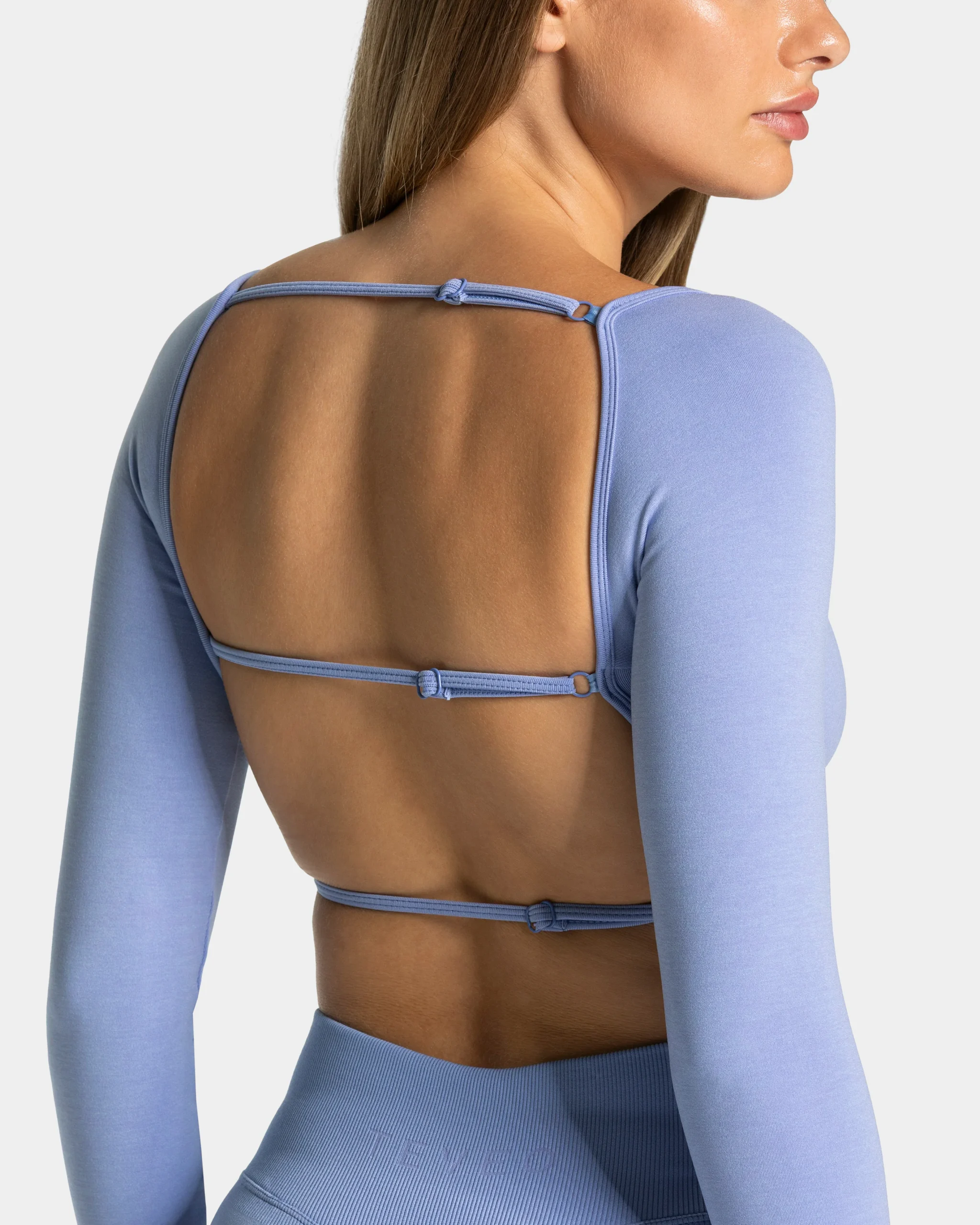 Femme Backless Longsleeve "Frozen" – Image 5