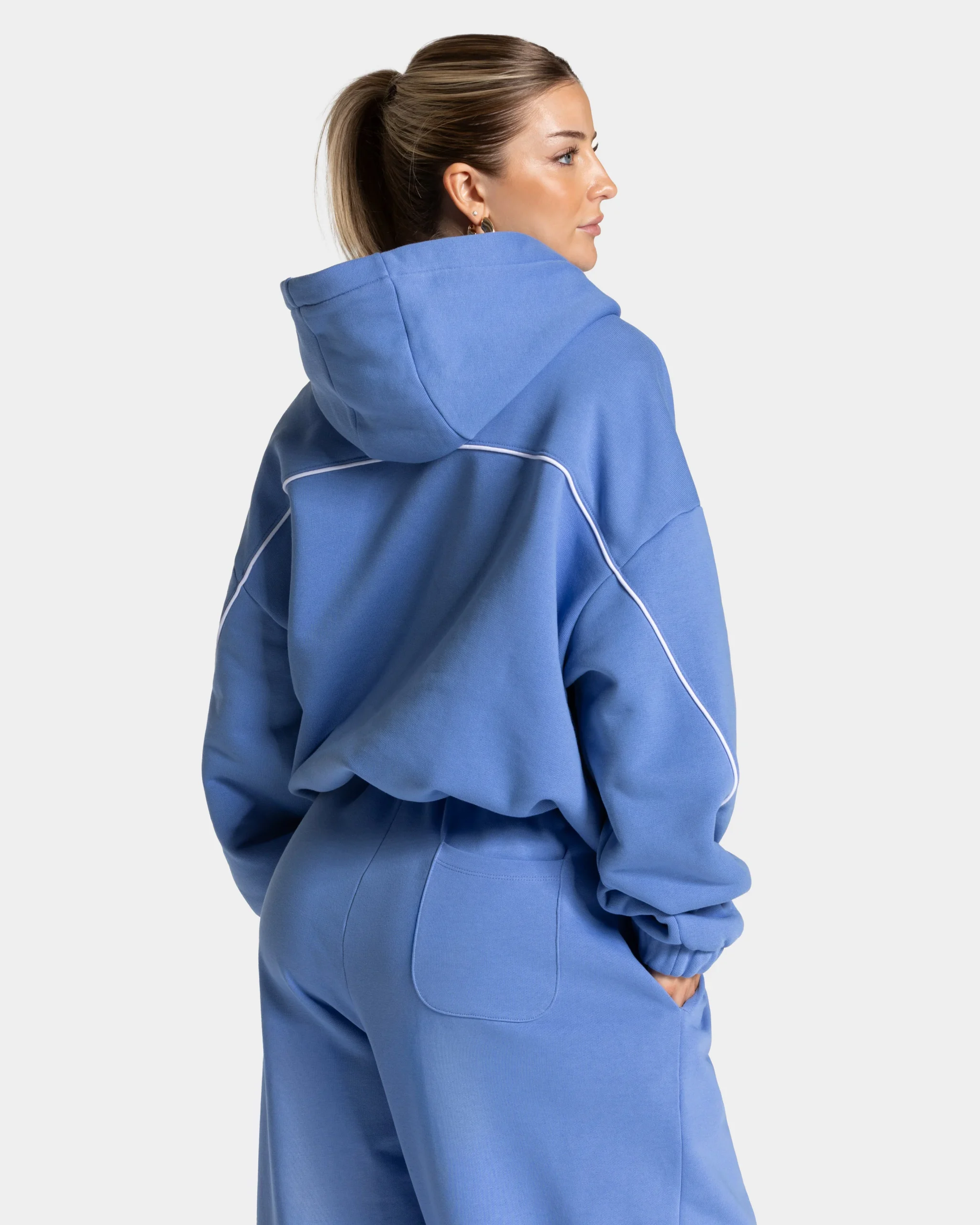 Contrastline Hooded Sweater "Azure" – Image 3