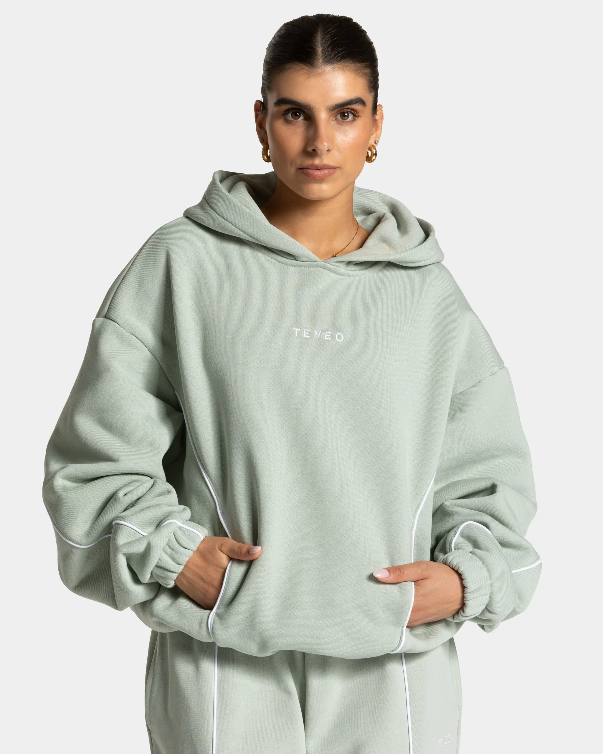 Contrastline Hooded Sweater "Pistachio" – Image 2