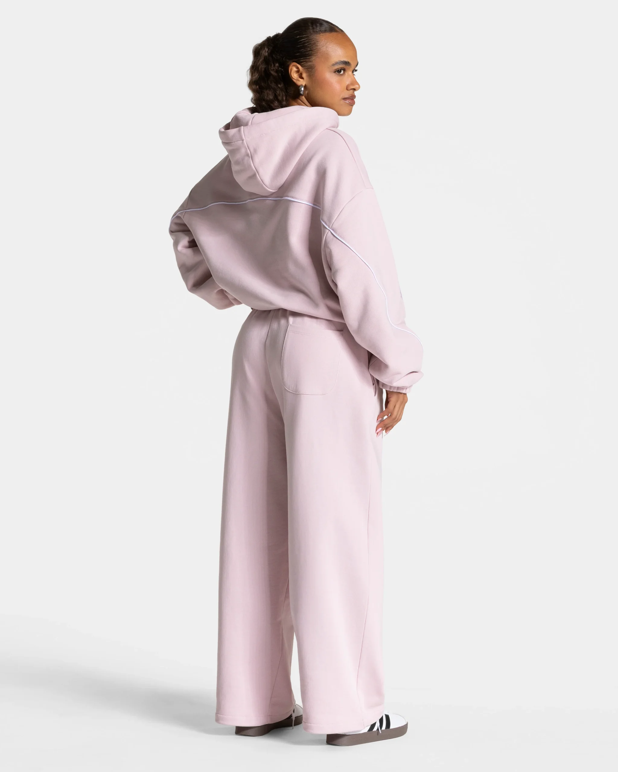 Contrastline Hooded Sweater "Rosa" – Image 6