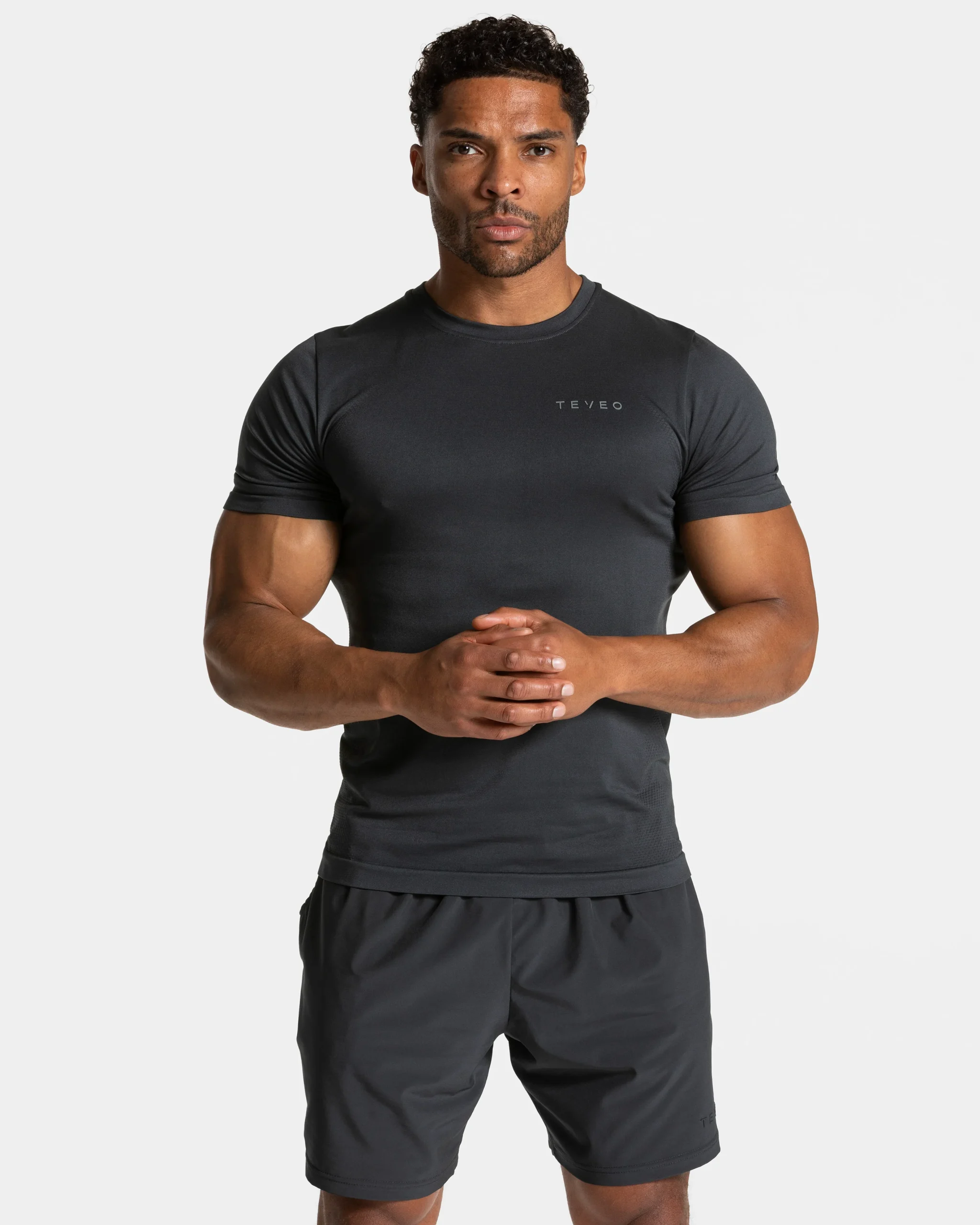 Pace Fitted T-Shirt "Gunmetal"