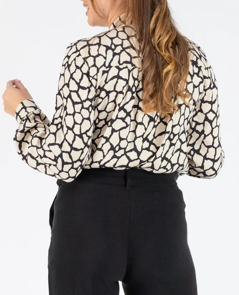 Blouse lavallière de grossesse et d'allaitement Sophie - Ivoire – Image 3