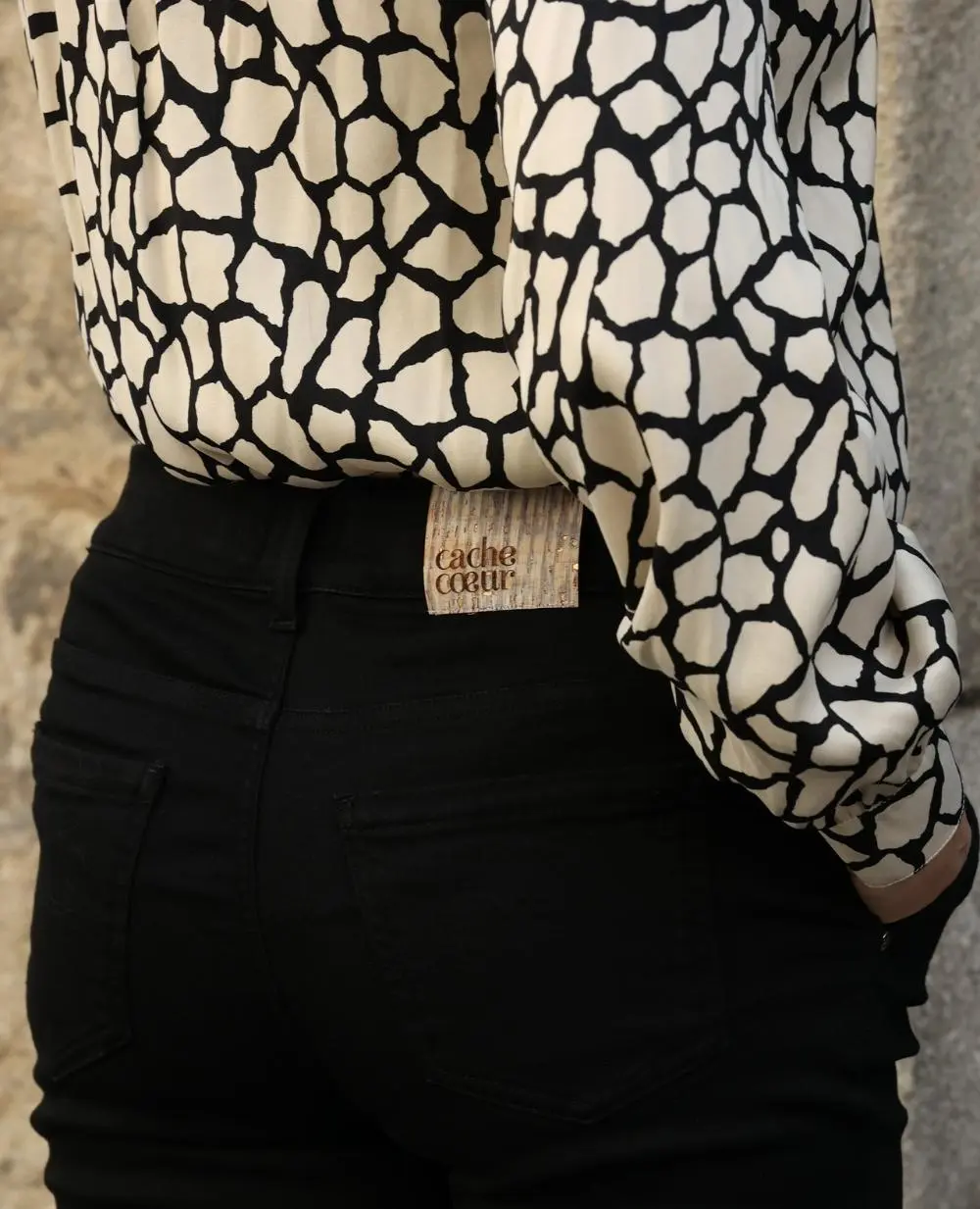 Blouse lavallière de grossesse et d'allaitement Sophie - Ivoire – Image 6