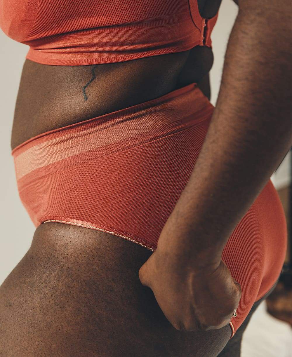 Cache Coeur x Tajine Banane : Culotte post-partum Mom - Terracota – Image 3