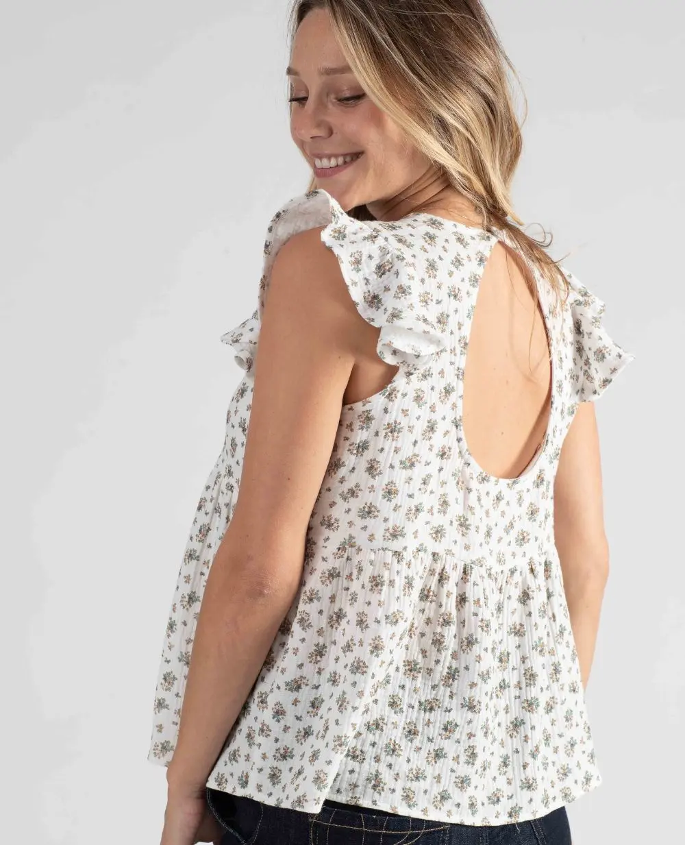 Haut papillon de grossesse et d’allaitement Suzanne - Fleur – Image 4