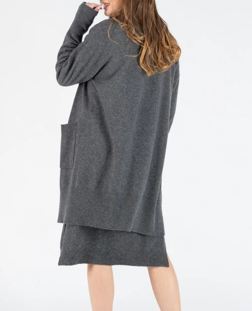 Long cardigan de grossesse en cachemire Laurie - Anthracite – Image 3