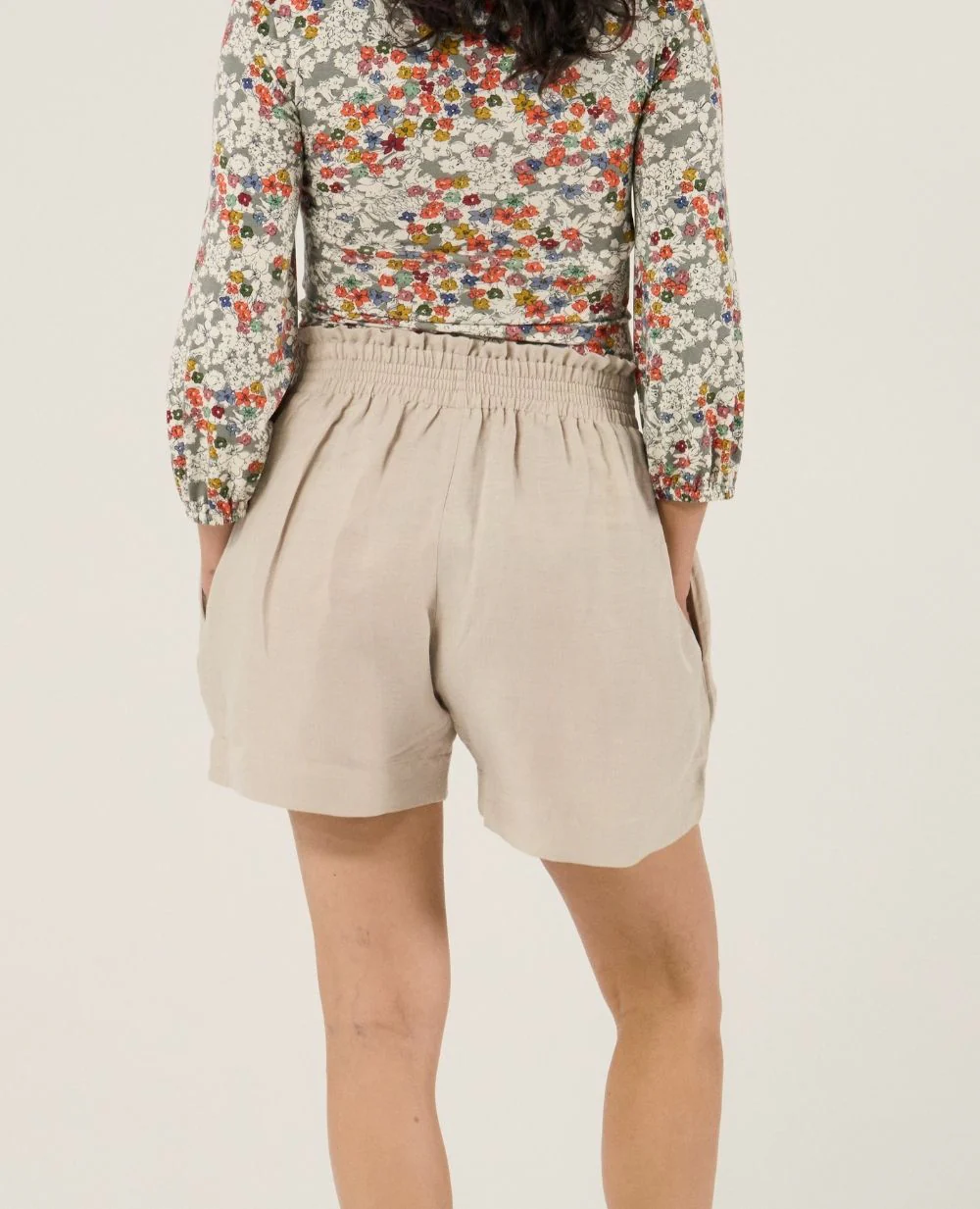 Short de maternité Nubie - Beige – Image 4